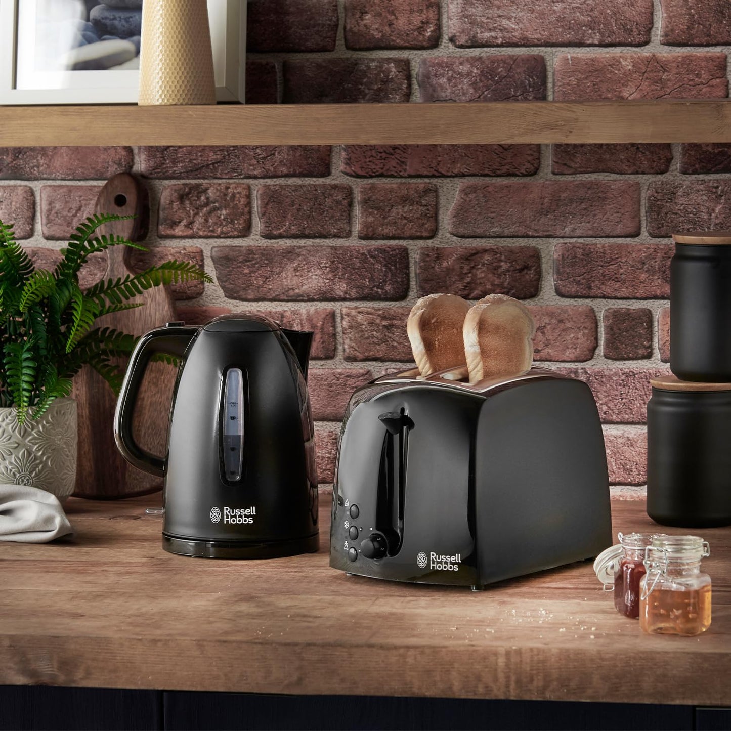 Russell Hobbs 2-Slice Toaster – Wide Slots, 6 Browning Levels, 850W